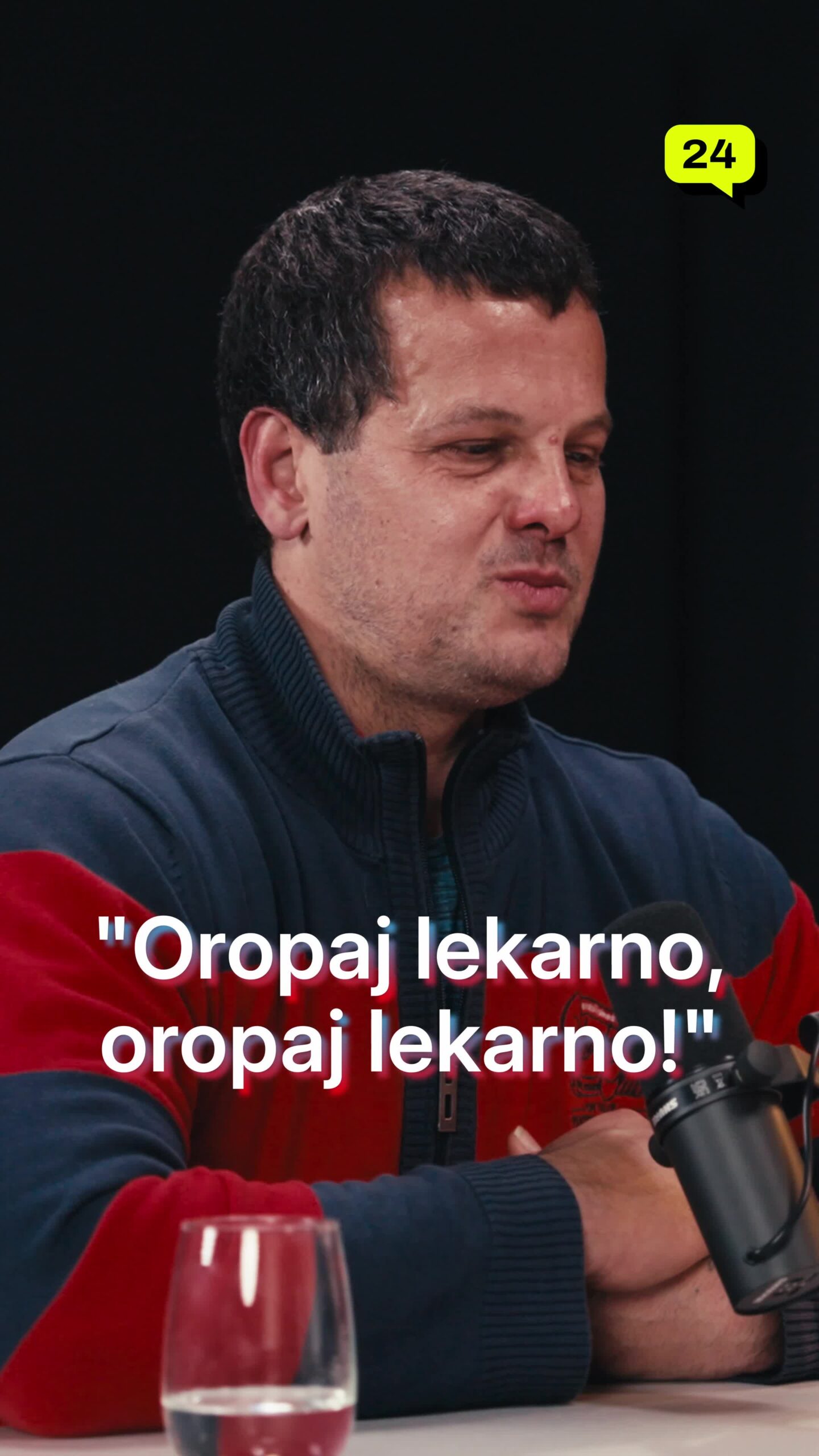 Začel sem slišati glasove...