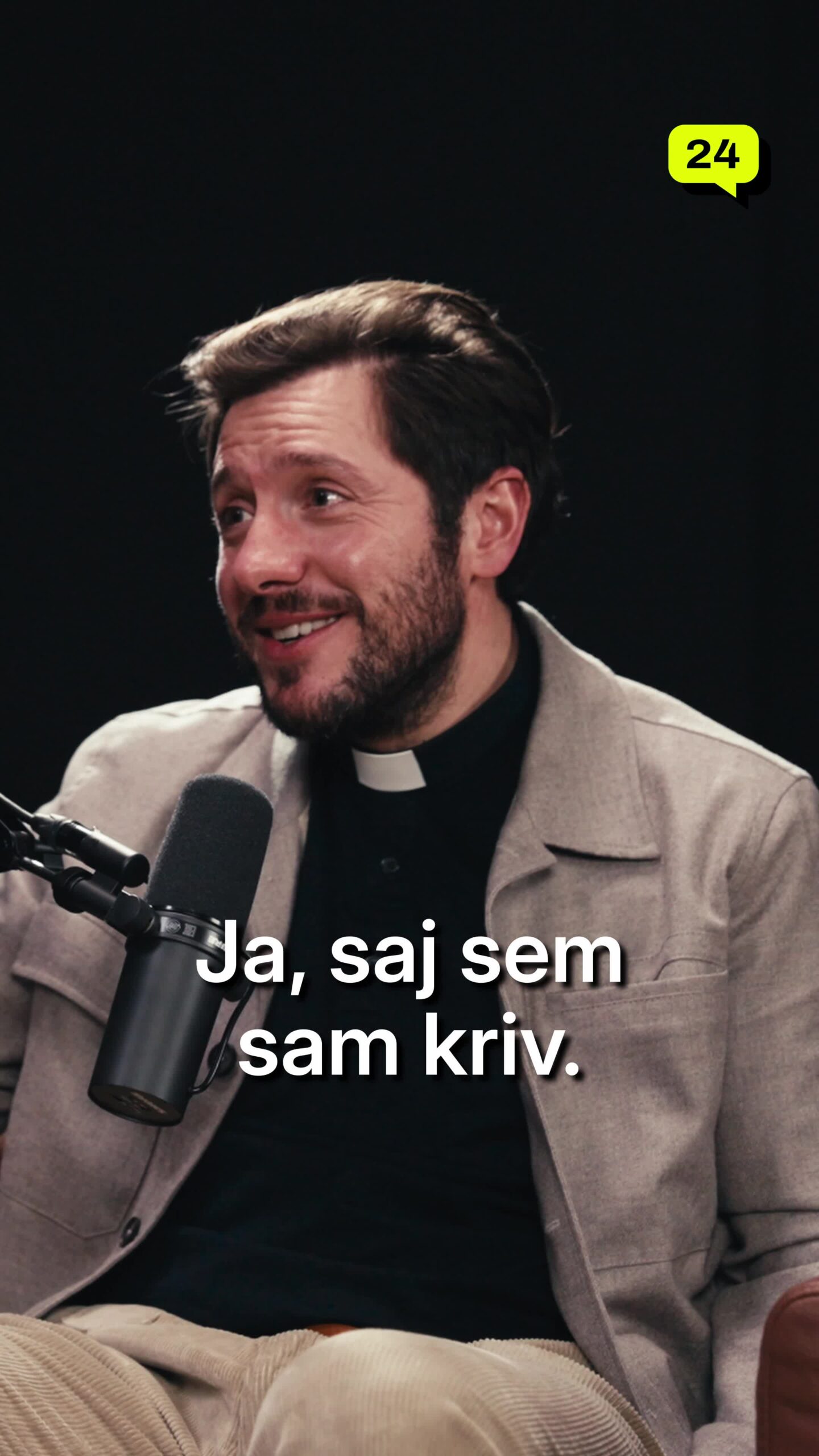 Duhovnik na motorju? In še kazni dobiva…